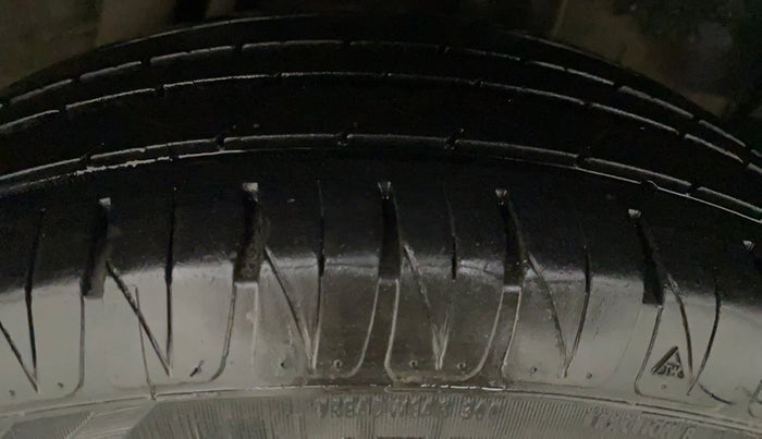 2016 Honda City 1.5L I-DTEC SV, Diesel, Manual, 1,22,968 km, Left Rear Tyre Tread