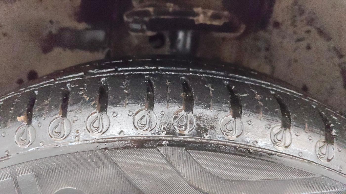 2024 Tata TIGOR XZA Plus iCNG , CNG, Automatic, 21,410 km, Left Front Tyre Tread