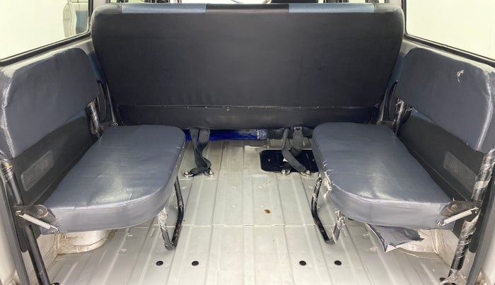 2016 Maruti Omni 5 SEATER, Petrol, Manual, 27,393 km, Third Seat Row ( optional )