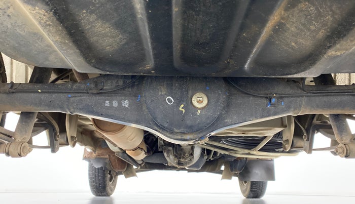 2016 Maruti Omni 5 SEATER, Petrol, Manual, 27,393 km, Rear Underbody