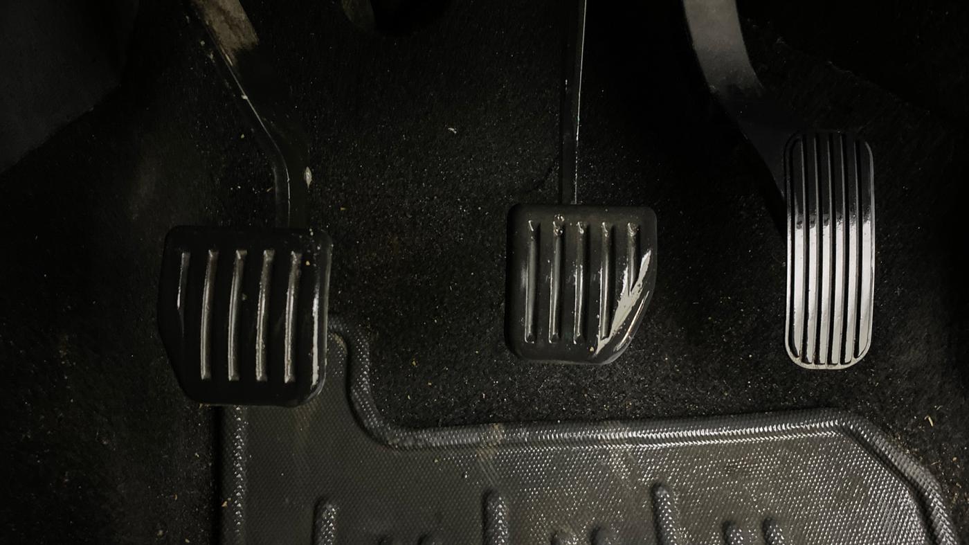 2022 Tata Harrier XZ PLUS 2.0L KAZIRANGA, Diesel, Manual, 80,821 km, Pedals