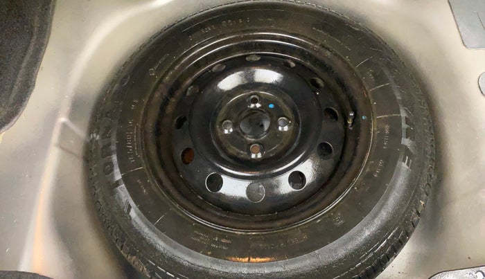 2013 Maruti Swift Dzire VDI, Diesel, Manual, 15,195 km, Spare Tyre