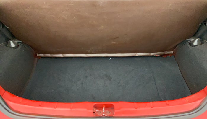 2018 Hyundai NEW SANTRO ASTA 1.1 MT, Petrol, Manual, 8,340 km, Boot Inside