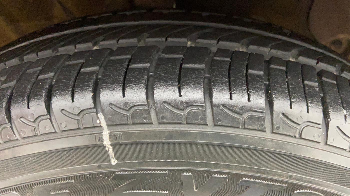 2018 Hyundai NEW SANTRO ASTA 1.1 MT, Petrol, Manual, 8,340 km, Right Front Tyre Tread
