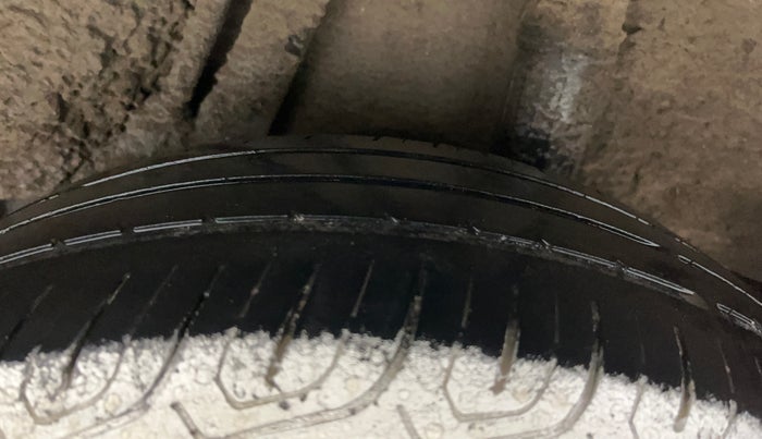 2016 Honda Jazz 1.2L I-VTEC SV, Petrol, Manual, 94,262 km, Left Rear Tyre Tread