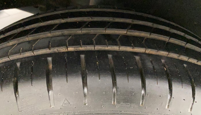 2021 Toyota Glanza G, Petrol, Manual, 19,577 km, Right Rear Tyre Tread