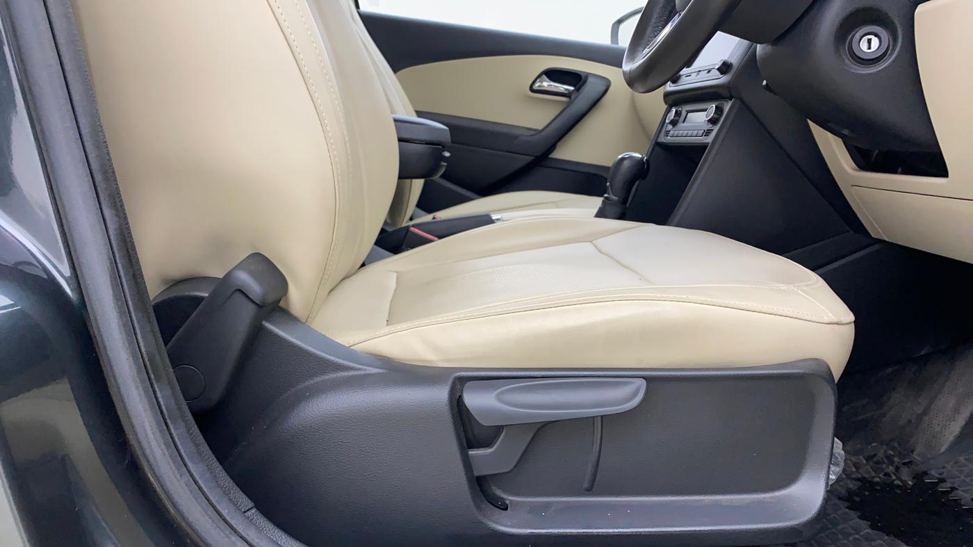 2020 Skoda Rapid AMBITION AT TSI, Petrol, Automatic, 47,837 km, Driver Side Adjustment Panel