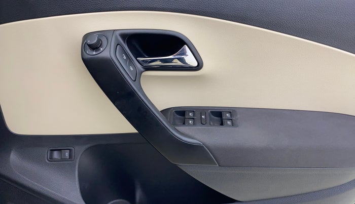 2020 Skoda Rapid AMBITION AT TSI, Petrol, Automatic, 47,837 km, Driver Side Door Panels Control