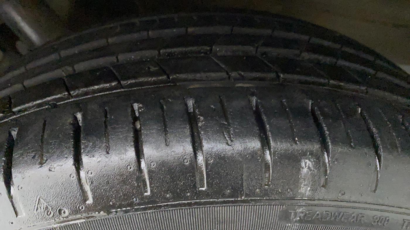 2018 Maruti Baleno ALPHA DDIS 190, Diesel, Manual, 36,778 km, Right Rear Tyre Tread