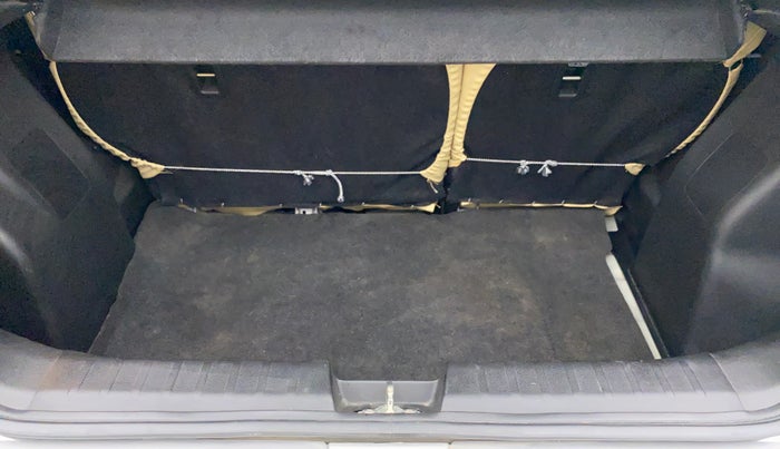 2019 Toyota Glanza G MT PETROL, Petrol, Manual, 17,912 km, Boot Inside