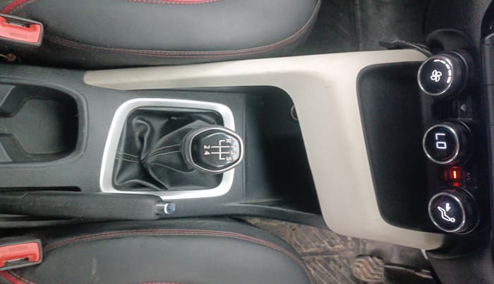 2023 Nissan MAGNITE XL, Petrol, Manual, 25,694 km, Gear Lever