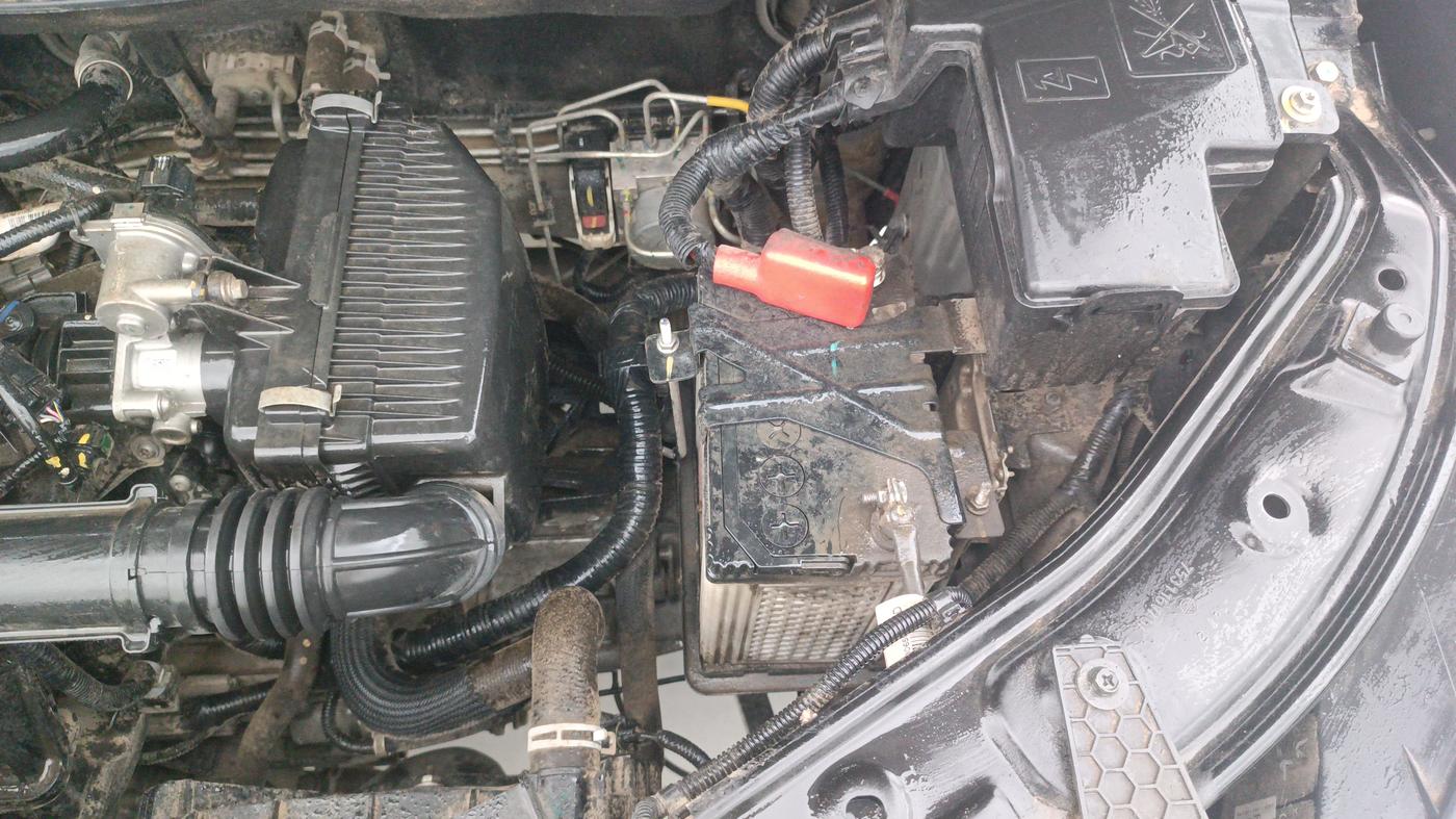 2023 Nissan MAGNITE XL, Petrol, Manual, 25,694 km, Engine View - Left