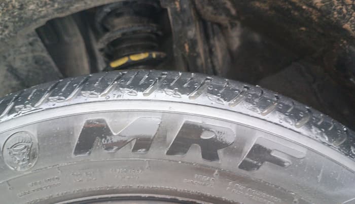2023 Nissan MAGNITE XL, Petrol, Manual, 25,694 km, Left Front Tyre Tread