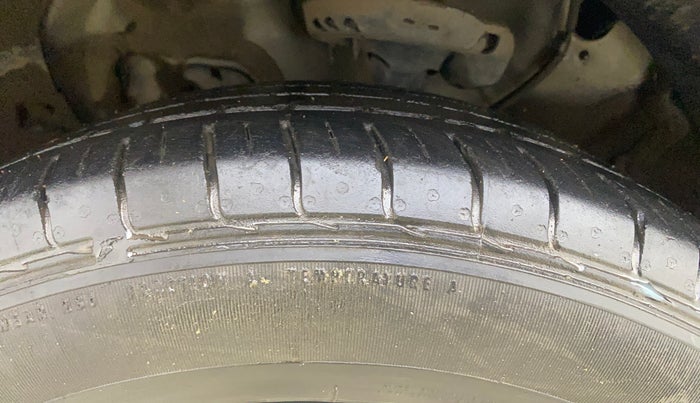 2021 KIA SELTOS HTX IVT 1.5 PETROL, Petrol, Automatic, 39,349 km, Left Front Tyre Tread