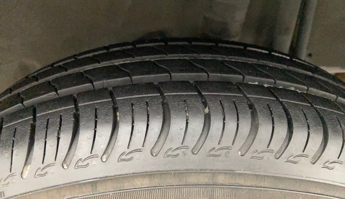 2016 Nissan Micra Active XV SAFETY PACK, Petrol, Manual, 90,953 km, Left Rear Tyre Tread