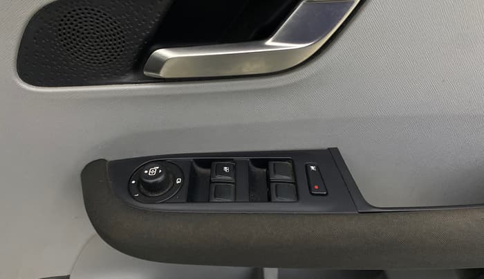 2020 Tata ALTROZ XZ PETROL, Petrol, Manual, 61,590 km, Driver Side Door Panels Control