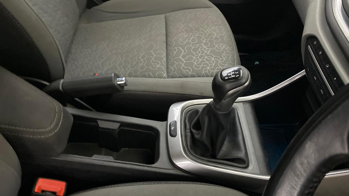 2020 Tata ALTROZ XZ PETROL, Petrol, Manual, 61,590 km, Gear Lever