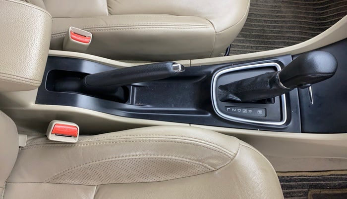 2017 Maruti Ciaz ALPHA  AT 1.4  PETROL, Petrol, Automatic, 18,819 km, Gear Lever