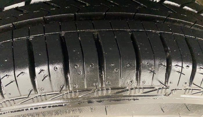 2019 Maruti Alto K10 VXI (O) AMT, Petrol, Automatic, 30,548 km, Right Rear Tyre Tread