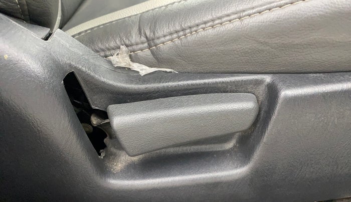 2019 Maruti Alto K10 VXI (O) AMT, Petrol, Automatic, 30,548 km, Driver Side Adjustment Panel