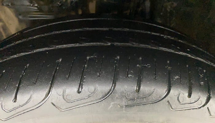 2018 Toyota YARIS J CVT, Petrol, Automatic, 1,04,534 km, Left Front Tyre Tread
