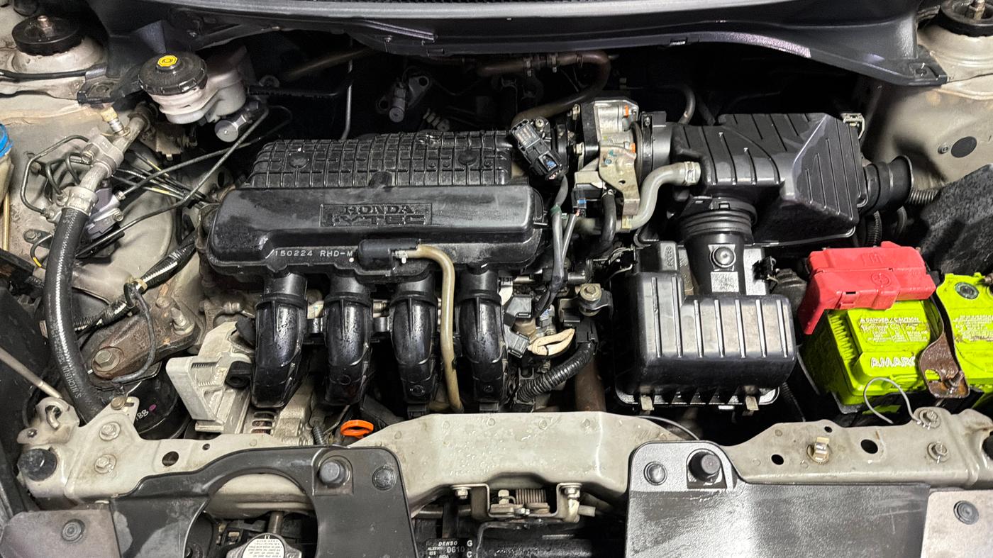 2015 Honda Brio S MT, Petrol, Manual, 82,646 km, Engine View