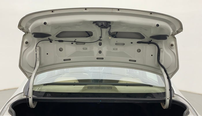 2016 Maruti Ciaz VXI+, Petrol, Manual, 96,802 km, Boot Door Open