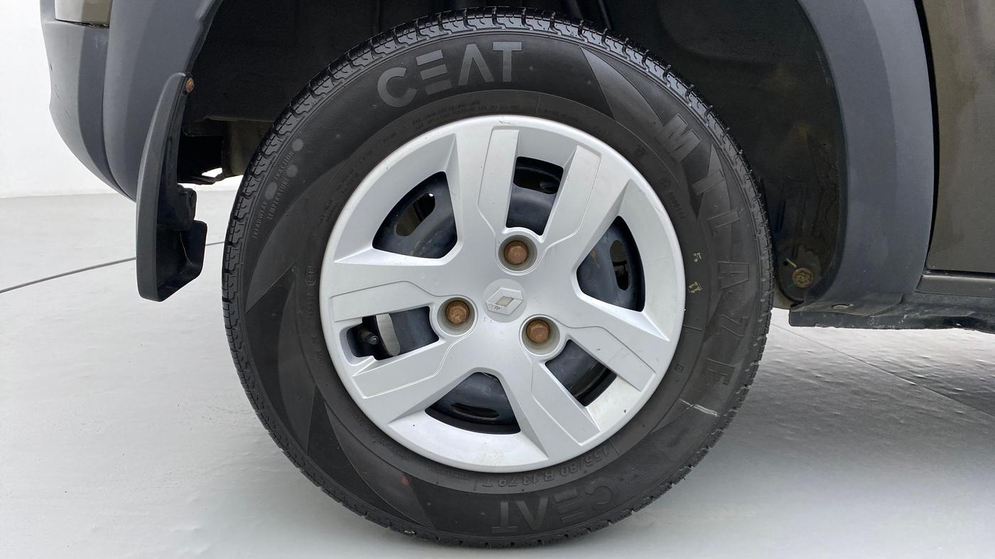 2019 Renault Kwid RXL, Petrol, Manual, 31,893 km, Right Rear Wheel
