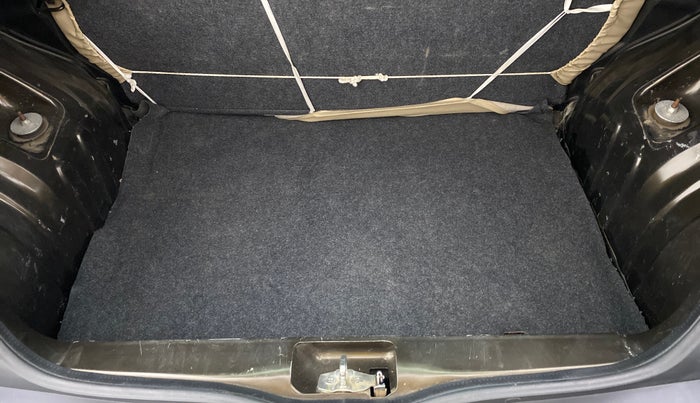 2019 Renault Kwid RXL, Petrol, Manual, 31,893 km, Boot Inside