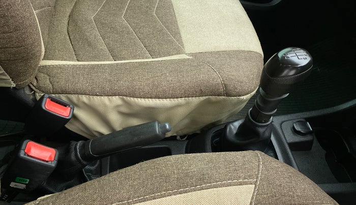 2019 Renault Kwid RXL, Petrol, Manual, 31,893 km, Gear Lever
