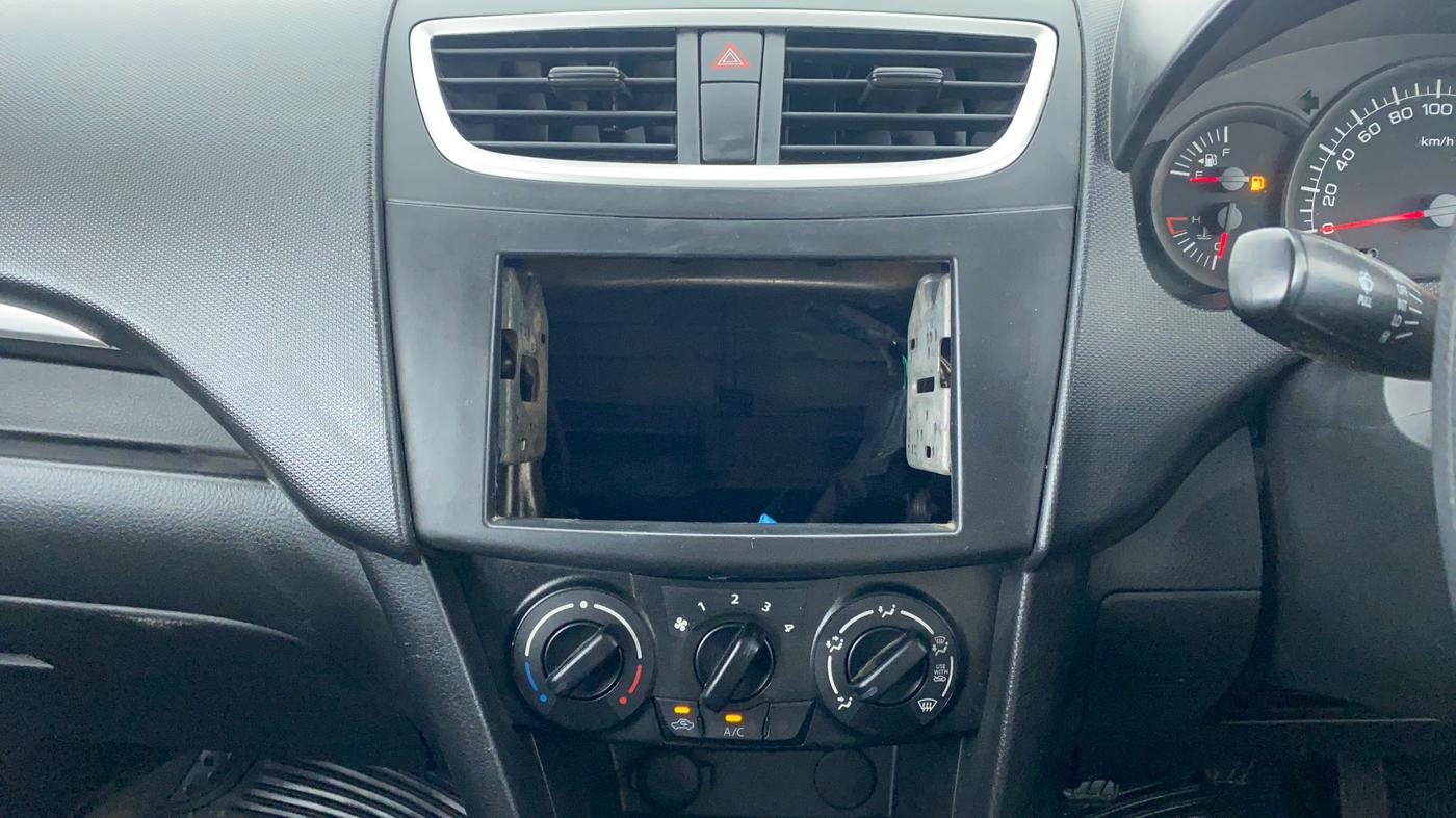 2016 Maruti Swift LXI OPT, Petrol, Manual, 58,747 km, Air Conditioner