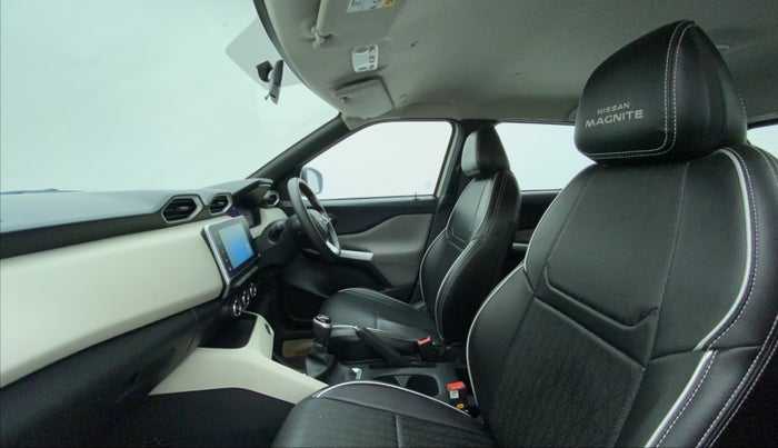 2020 Nissan MAGNITE XV TURBO DUAL TONE, Petrol, Manual, 21,393 km, Right Side Front Door Cabin