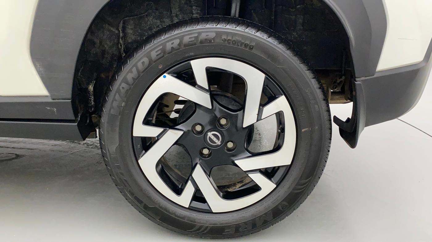 2020 Nissan MAGNITE XV TURBO DUAL TONE, Petrol, Manual, 21,393 km, Left Rear Wheel