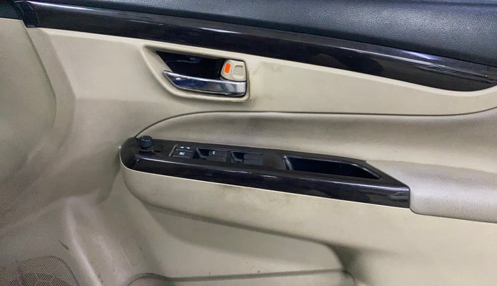 2017 Maruti Ciaz ALPHA DIESEL 1.3, Diesel, Manual, 77,993 km, Driver Side Door Panels Control