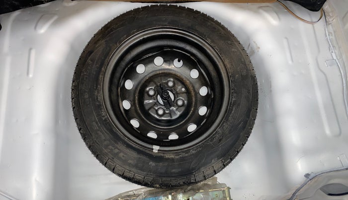 2018 Hyundai Eon ERA +, Petrol, Manual, 37,944 km, Spare Tyre