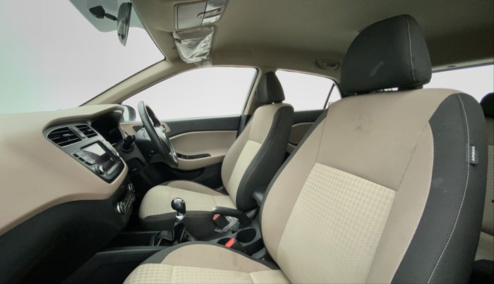 2018 Hyundai Elite i20 ASTA 1.2 (O), Petrol, Manual, 41,356 km, Right Side Front Door Cabin