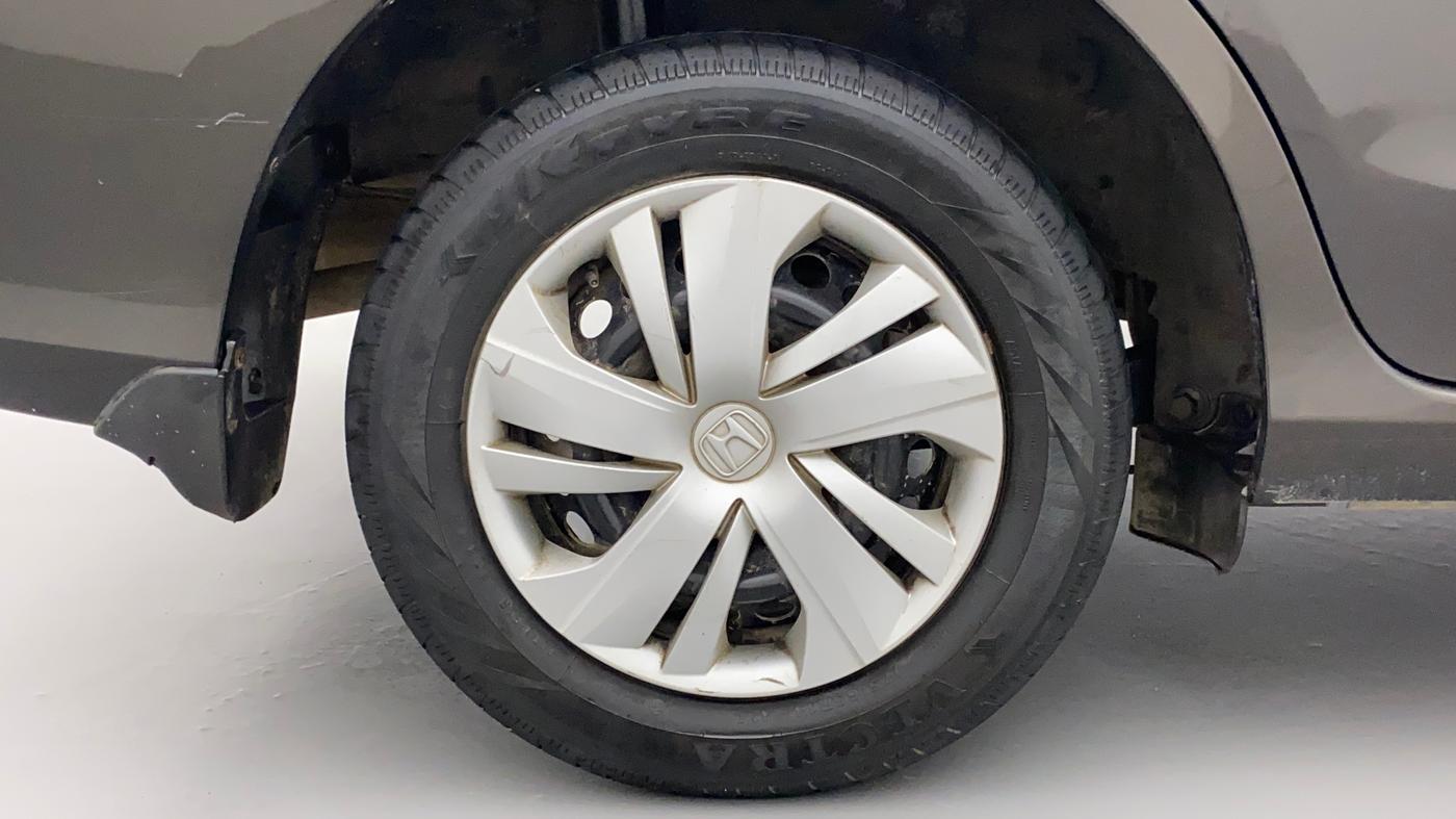 2020 Honda Amaze 1.2L I-VTEC S, Petrol, Manual, 1,03,405 km, Right Rear Wheel