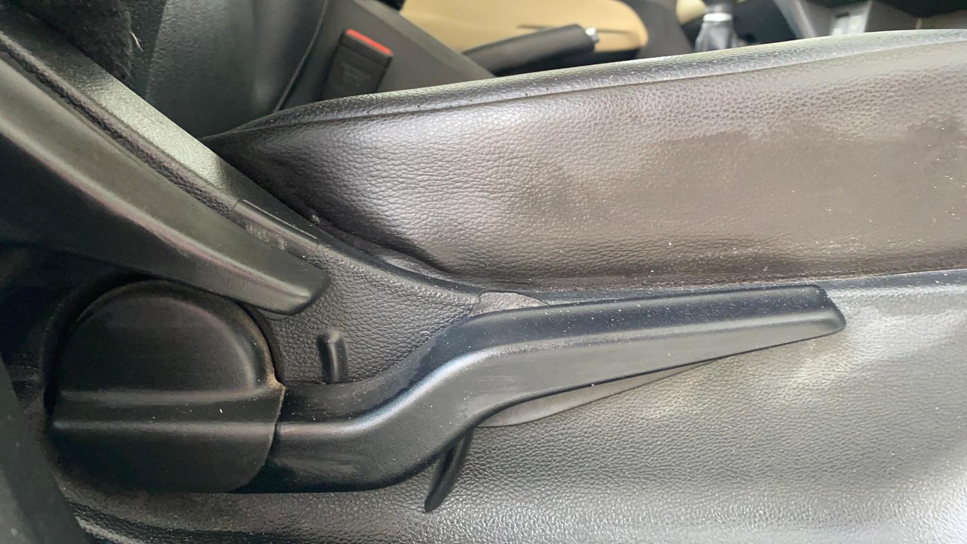 2022 Honda City 1.5L I-VTEC V MT 5TH GEN, Petrol, Manual, 19,988 km, Driver Side Adjustment Panel