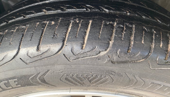 2022 Honda City 1.5L I-VTEC V MT 5TH GEN, Petrol, Manual, 19,988 km, Left Front Tyre Tread