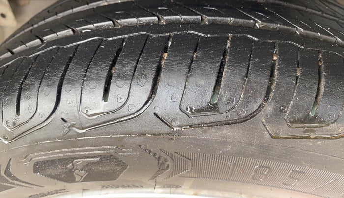 2022 Honda City 1.5L I-VTEC V MT 5TH GEN, Petrol, Manual, 19,988 km, Left Rear Tyre Tread