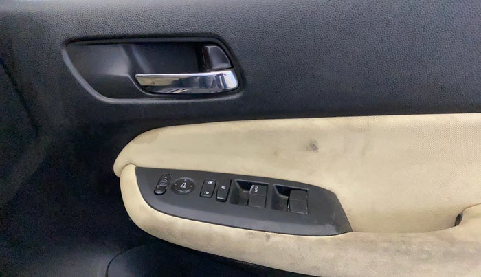 2020 Honda City 1.5L I-VTE V CVT, Petrol, Automatic, 79,411 km, Driver Side Door Panels Control