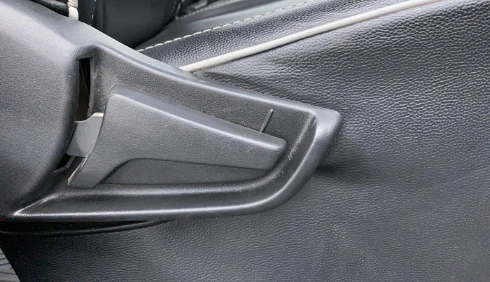 2019 Maruti S PRESSO VXI, Petrol, Manual, 47,095 km, Driver Side Adjustment Panel