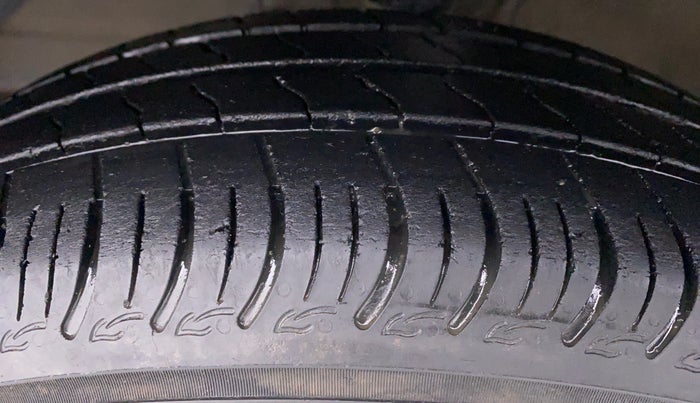 2019 Maruti S PRESSO VXI, Petrol, Manual, 47,095 km, Left Front Tyre Tread