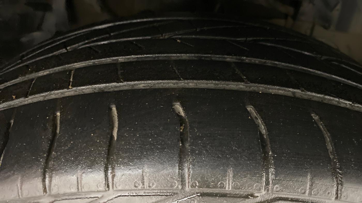 2019 Tata NEXON XZA+ 1.5, Diesel, Automatic, 50,142 km, Right Front Tyre Tread