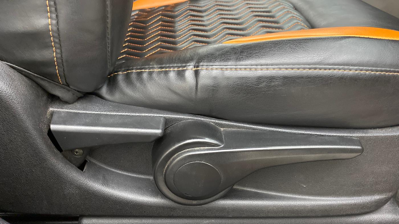 2019 Tata NEXON XZA+ 1.5, Diesel, Automatic, 50,142 km, Driver Side Adjustment Panel