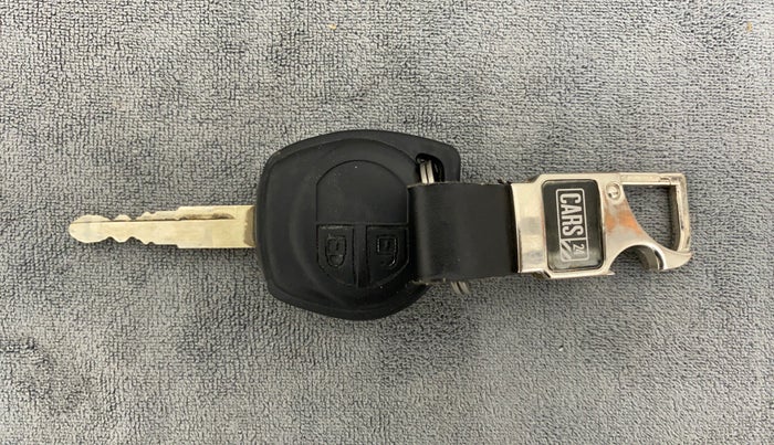 2018 Maruti Dzire VXI AMT, Petrol, Automatic, 73,705 km, Key Close Up
