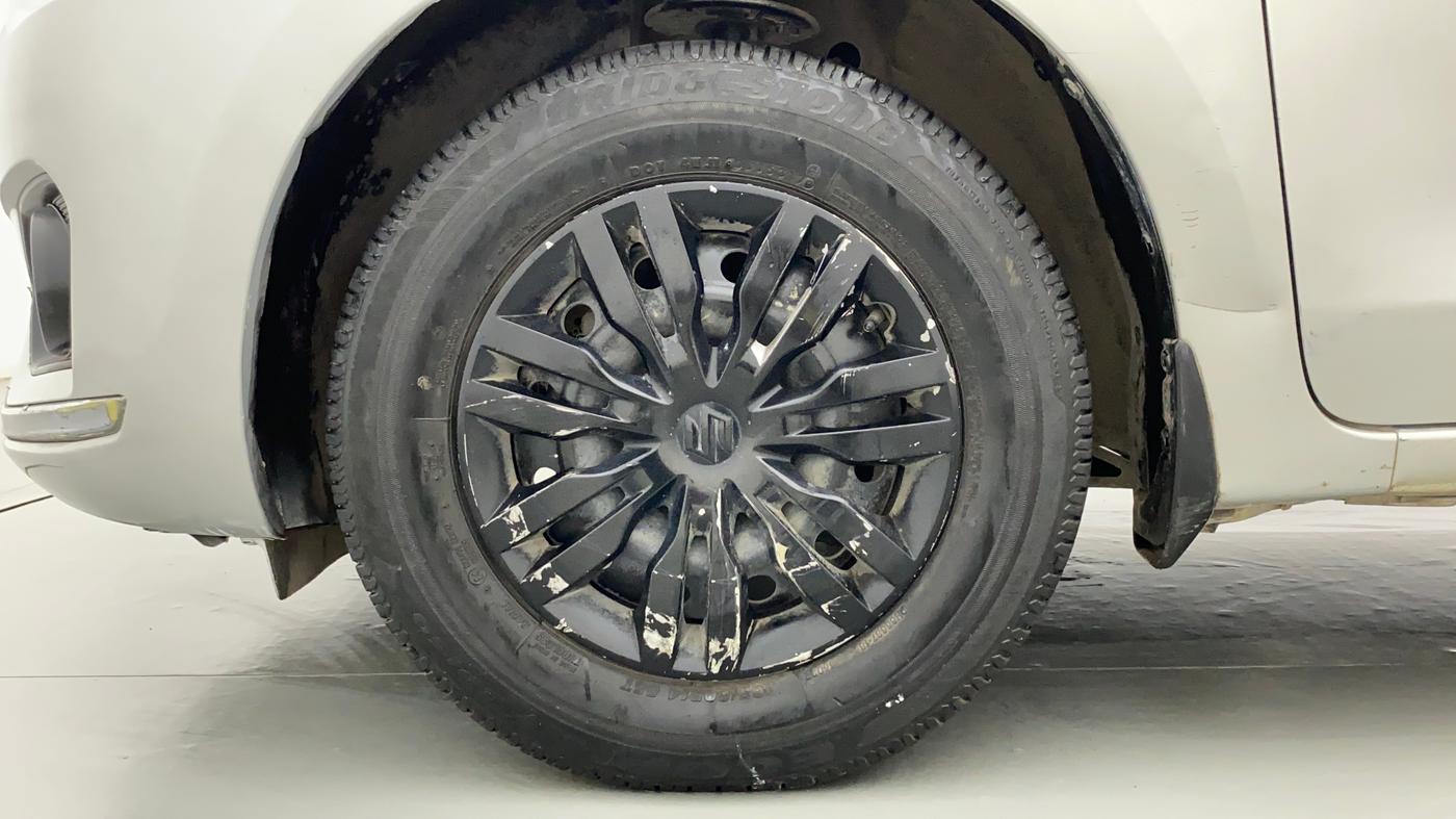2018 Maruti Dzire VXI AMT, Petrol, Automatic, 73,705 km, Left Front Wheel