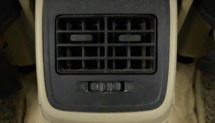 2018 Maruti Dzire VXI AMT, Petrol, Automatic, 73,705 km, Rear AC Vents