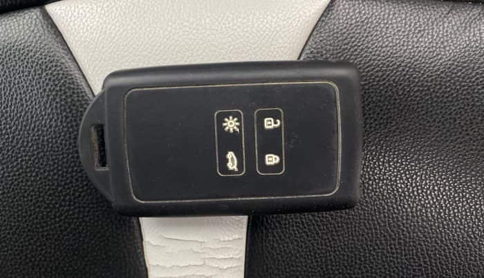 2019 Renault TRIBER RXZ, Petrol, Manual, 66,495 km, Key Close Up