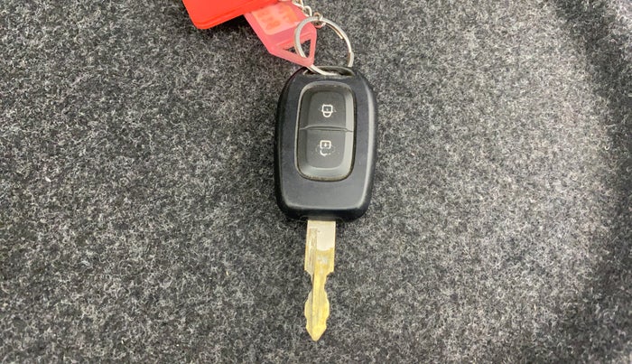 2020 Renault Kwid RXL 1.0, Petrol, Manual, 33,874 km, Key Close Up